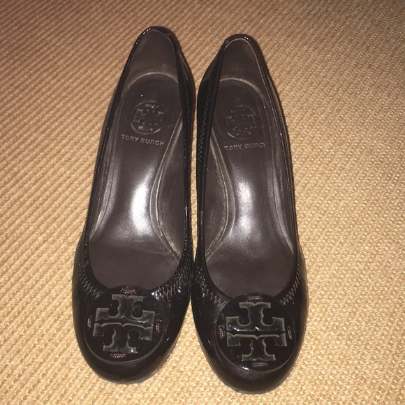 Tory Burch Wedge dark brown wedge heels - Picture 1 of 7
